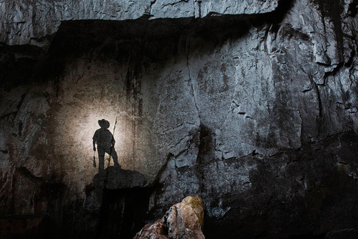 Iluikak: Cueva de las Golondrinas