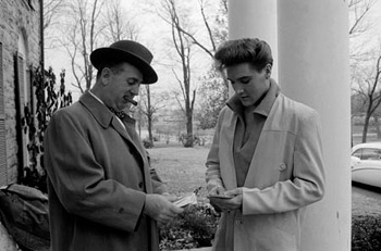 Elvis w/ , Memphis, TN 1960, Graceland